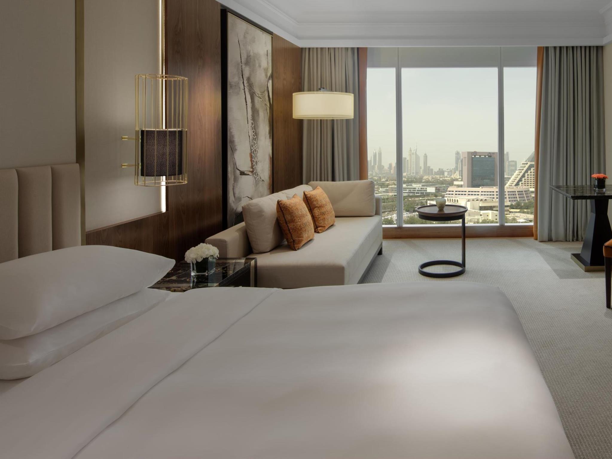 Hotel Grand Hyatt Dubai Esterno foto A guest room at the hotel